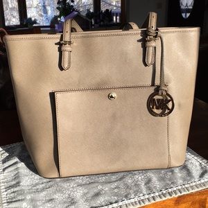 Michael Kors Tote